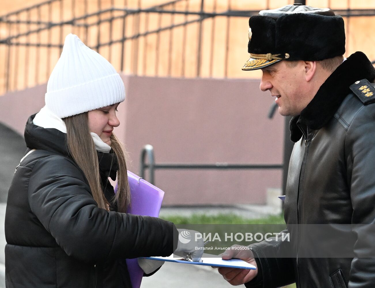 Вручение ключей семьям военнослужащих Тихоокеанского флота