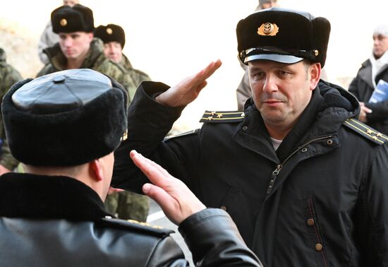 Вручение ключей семьям военнослужащих Тихоокеанского флота