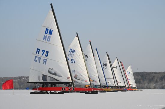 Соревнования по буерному спорту