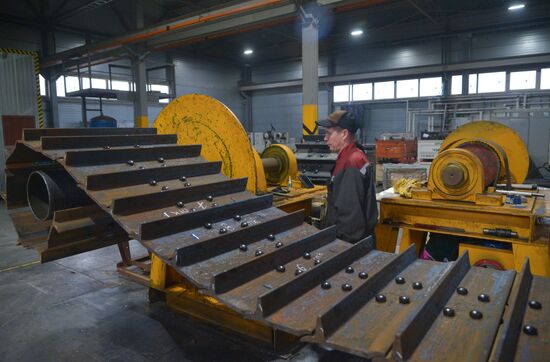 Производство гусениц для спецтехники на заводе "Техтрон" в Челябинске