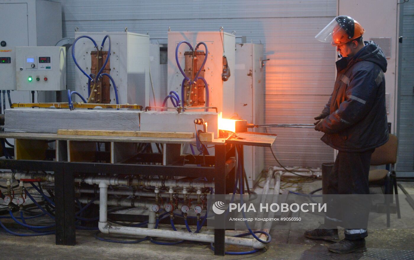 Производство гусениц для спецтехники на заводе "Техтрон" в Челябинске