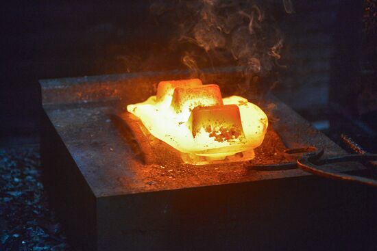 Производство гусениц для спецтехники на заводе "Техтрон" в Челябинске