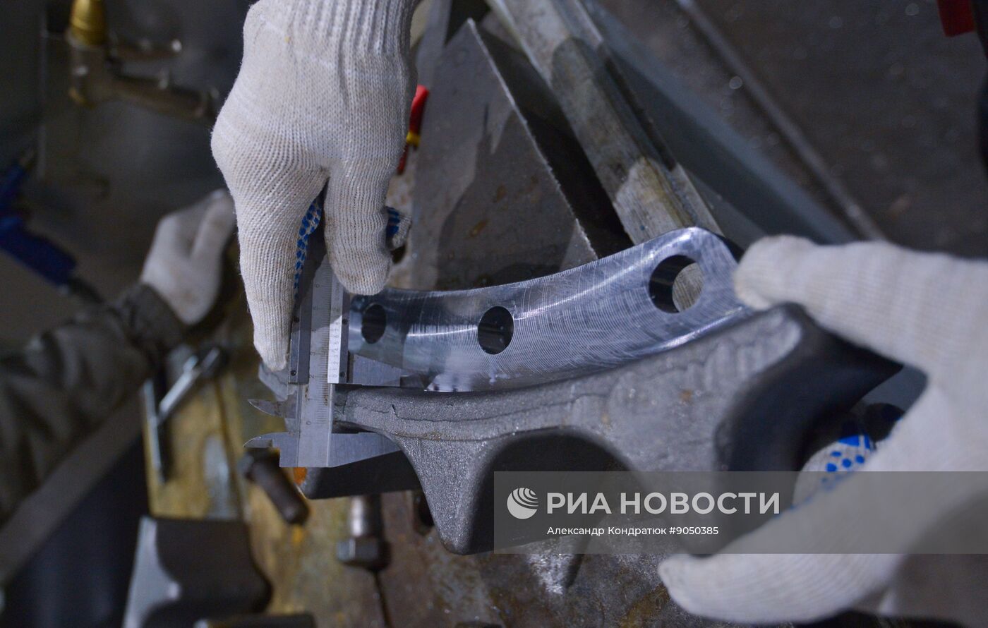 Производство гусениц для спецтехники на заводе "Техтрон" в Челябинске