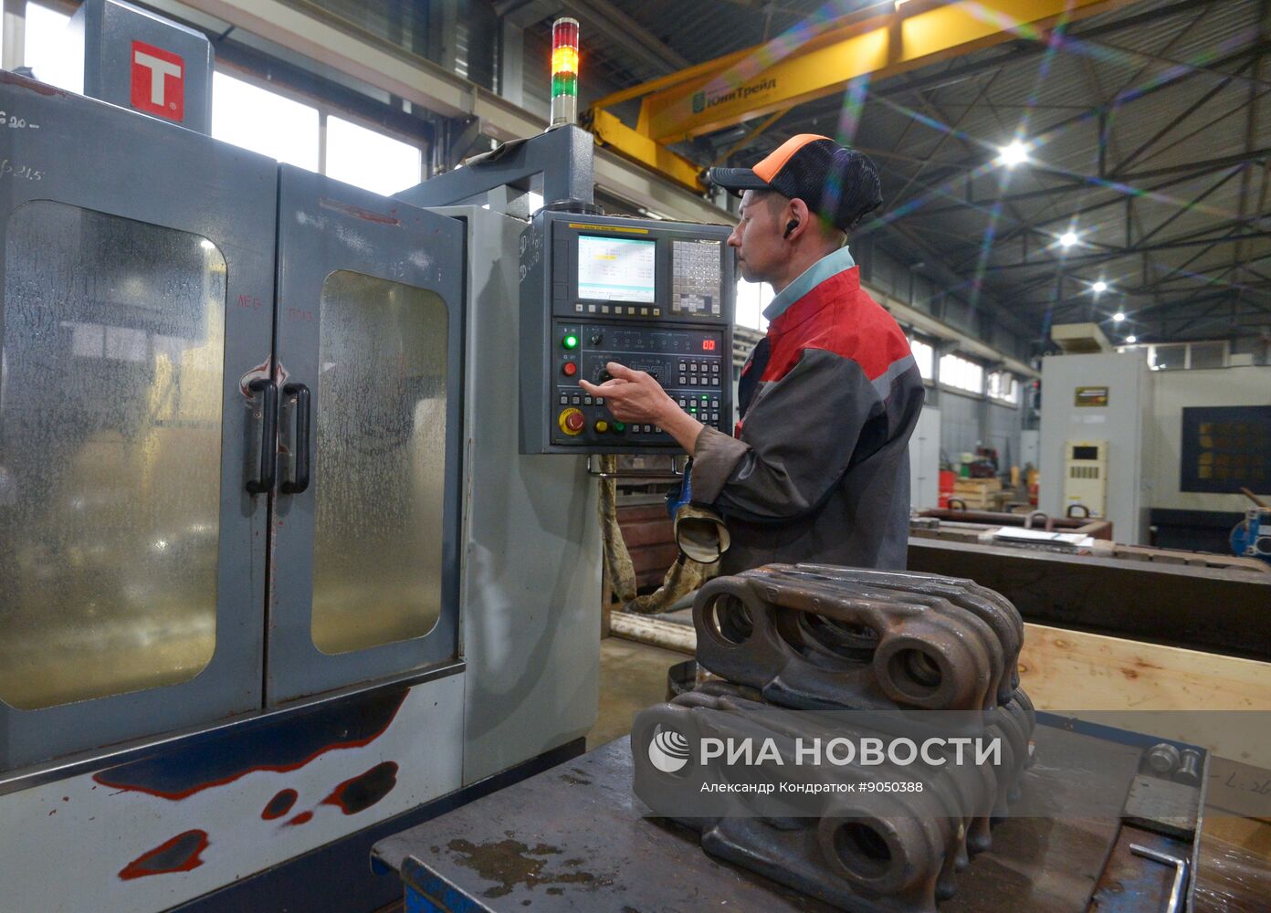 Производство гусениц для спецтехники на заводе "Техтрон" в Челябинске