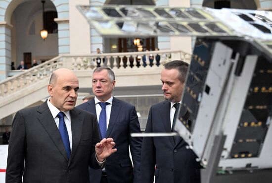 Премьер-министр Михаил Мишустин принял участие в "Транспортной неделе"