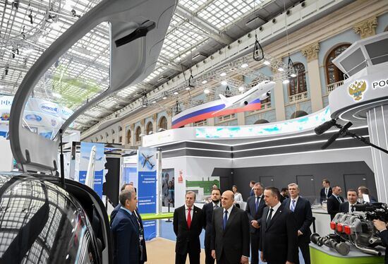 Премьер-министр Михаил Мишустин принял участие в "Транспортной неделе"