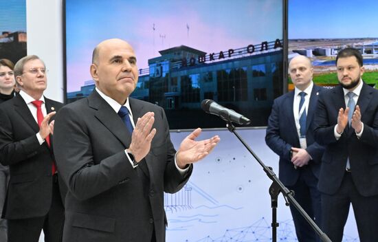 Премьер-министр Михаил Мишустин принял участие в "Транспортной неделе"