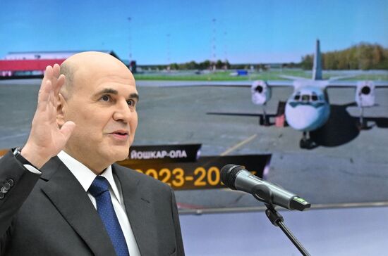 Премьер-министр Михаил Мишустин принял участие в "Транспортной неделе"