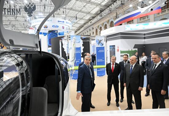 Премьер-министр Михаил Мишустин принял участие в "Транспортной неделе"