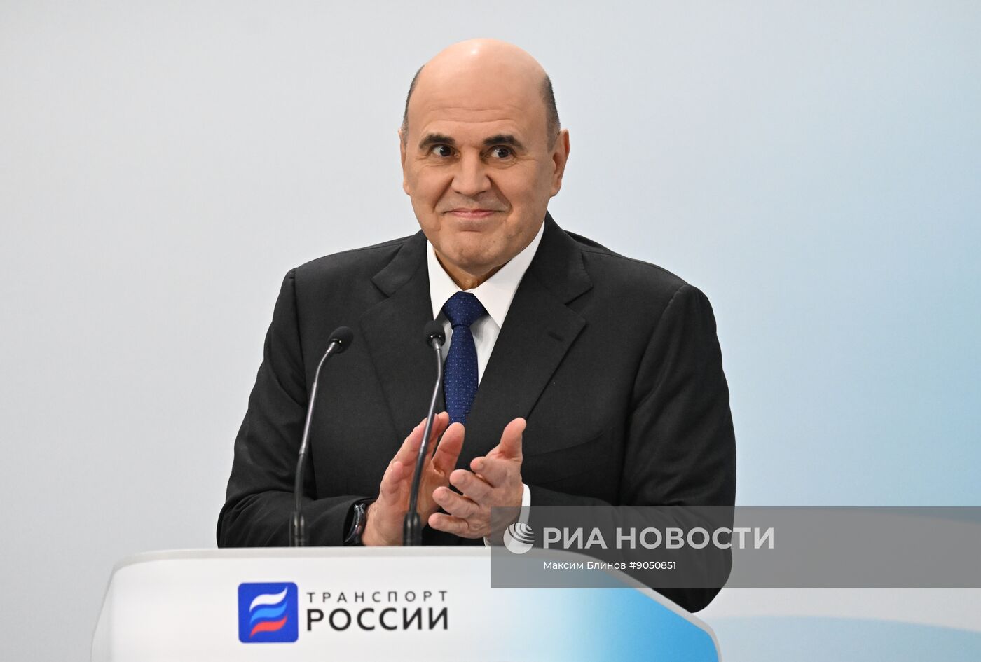 Премьер-министр Михаил Мишустин принял участие в "Транспортной неделе"