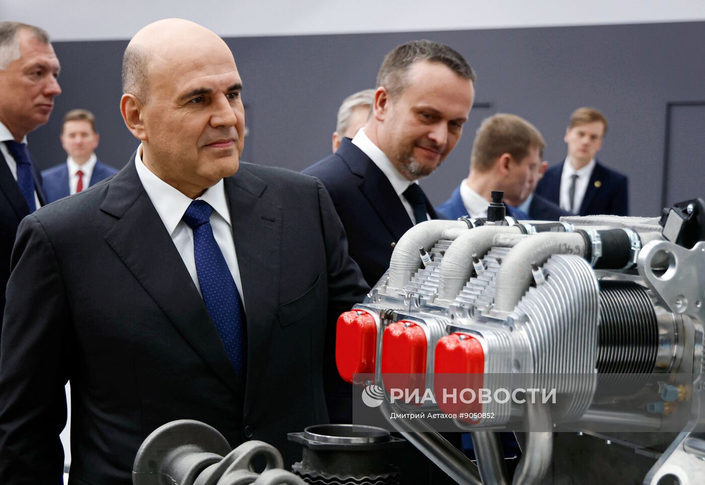 Премьер-министр Михаил Мишустин принял участие в "Транспортной неделе"