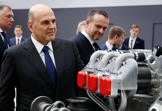 Премьер-министр Михаил Мишустин принял участие в "Транспортной неделе"