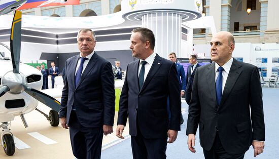 Премьер-министр Михаил Мишустин принял участие в "Транспортной неделе"