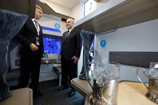 Премьер-министр Михаил Мишустин принял участие в "Транспортной неделе"