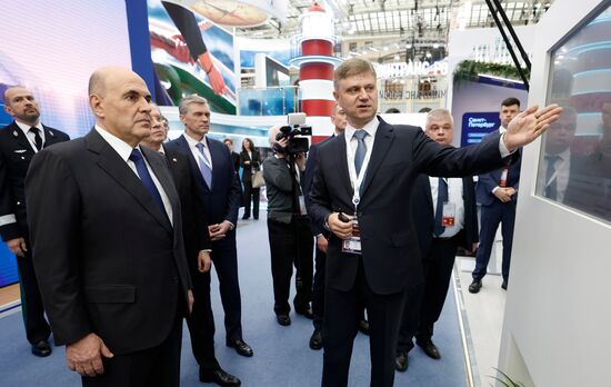 Премьер-министр Михаил Мишустин принял участие в "Транспортной неделе"
