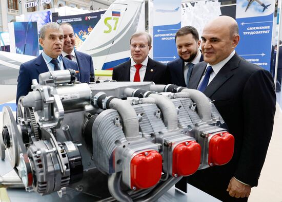 Премьер-министр Михаил Мишустин принял участие в "Транспортной неделе"