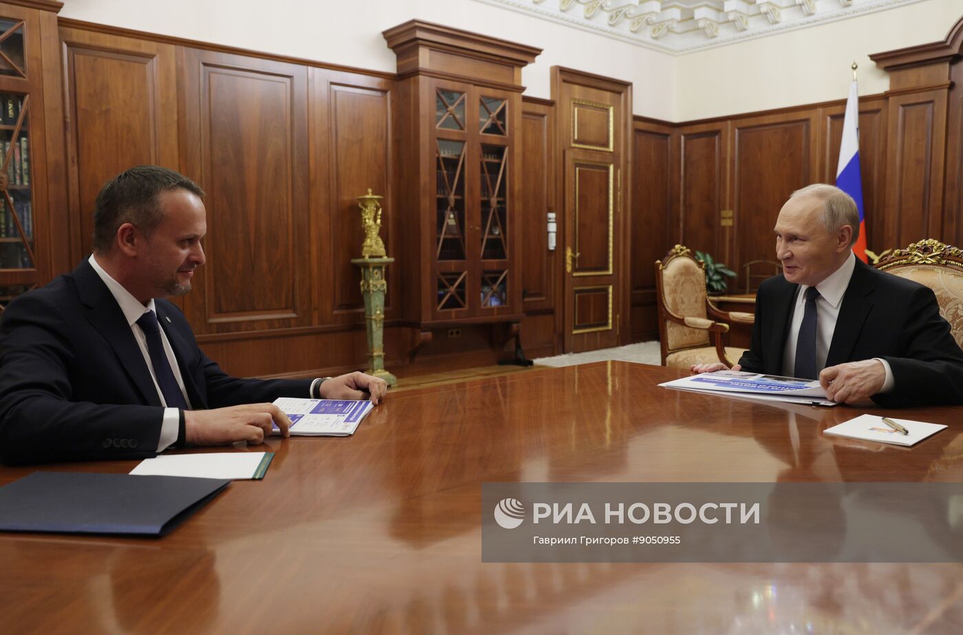 Президент Владимир Путин встретился с министром транспорта Андреем Никитиным