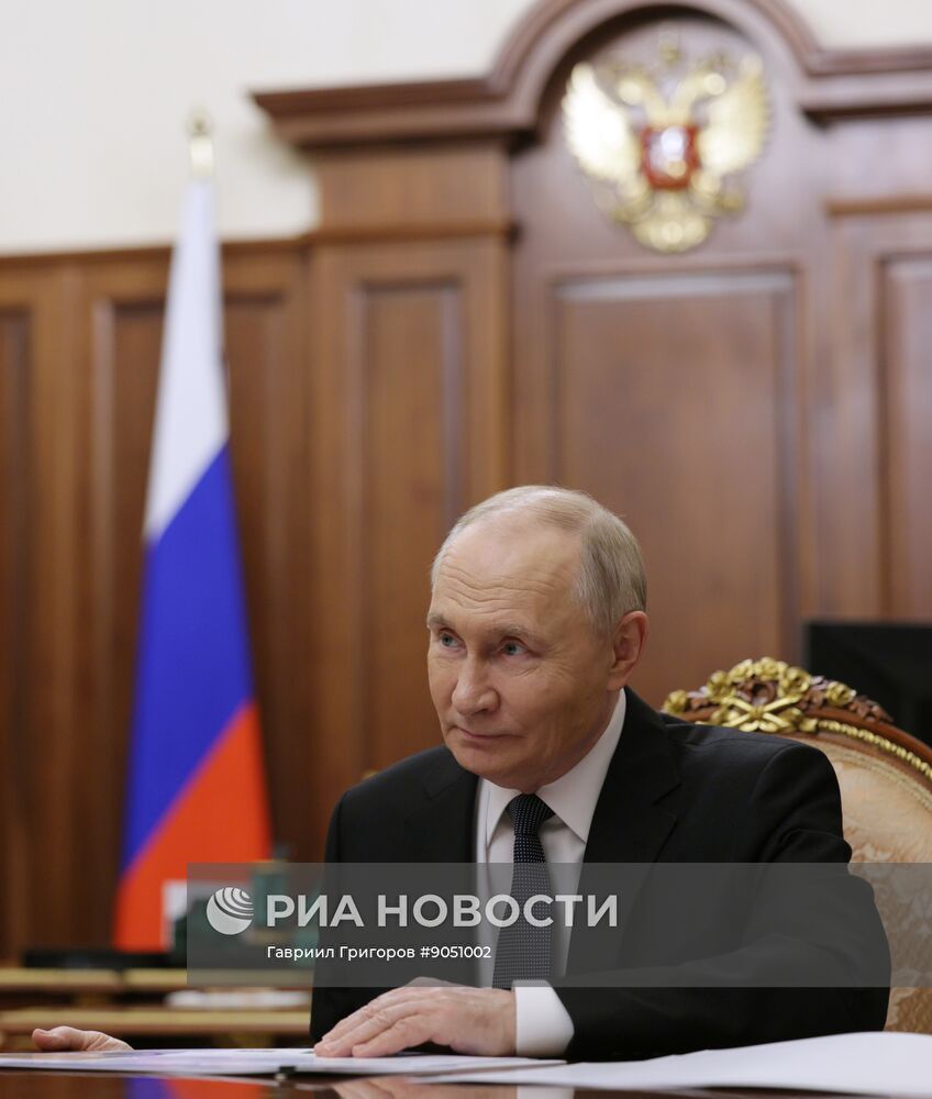 Президент Владимир Путин встретился с министром транспорта Андреем Никитиным