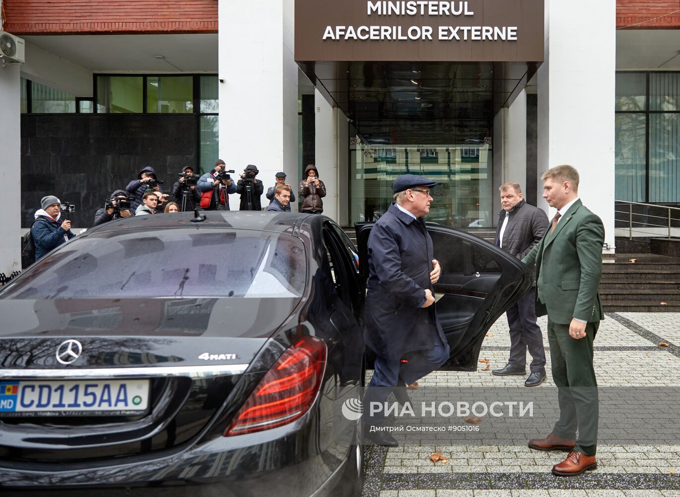 Посол РФ в Молдавии Олег Озеров прибыл в МИД республики