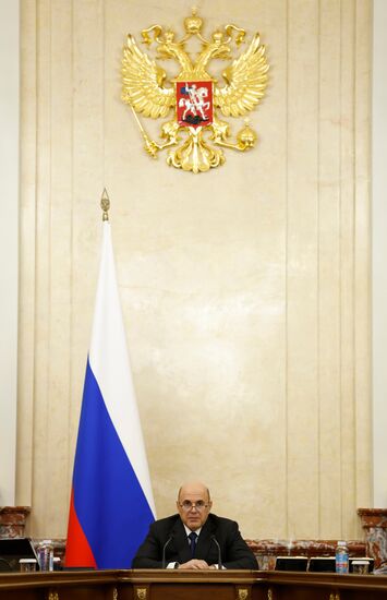 Премьер-министр Михаил Мишустин провел заседание правительства РФ