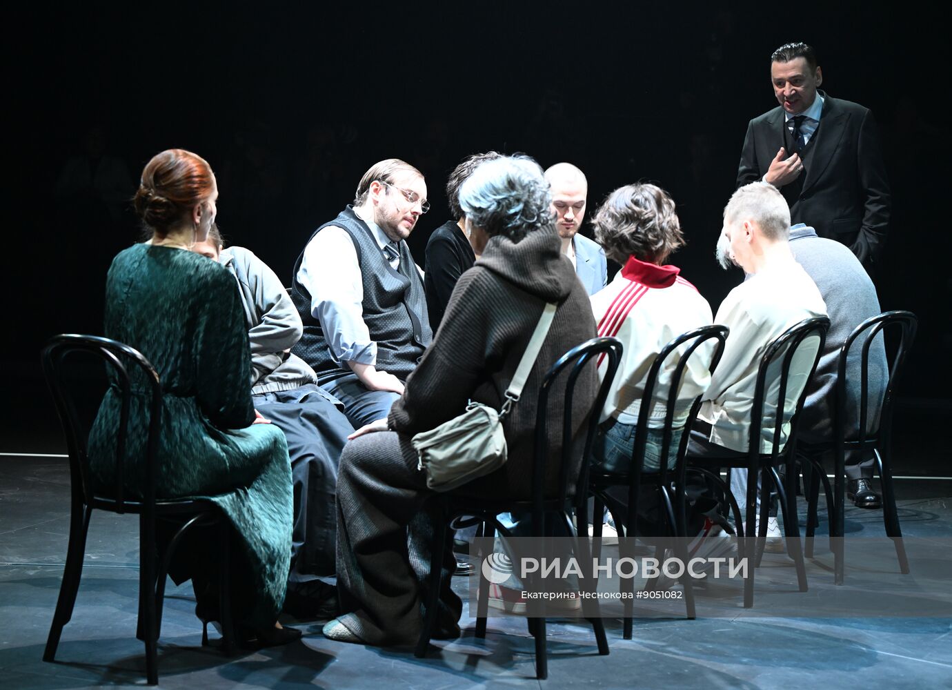 Спектакль "Последние" в театре "Шалом"