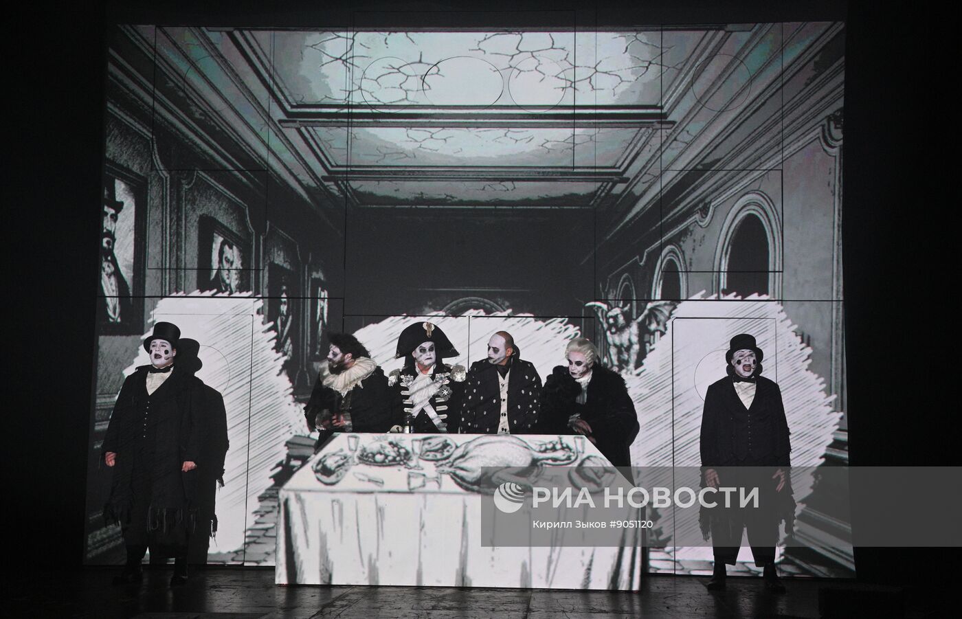 Спектакль "Ревизор: комедия в стихах" в Московском Губернском театре