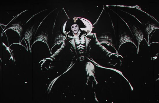 Спектакль "Ревизор: комедия в стихах" в Московском Губернском театре