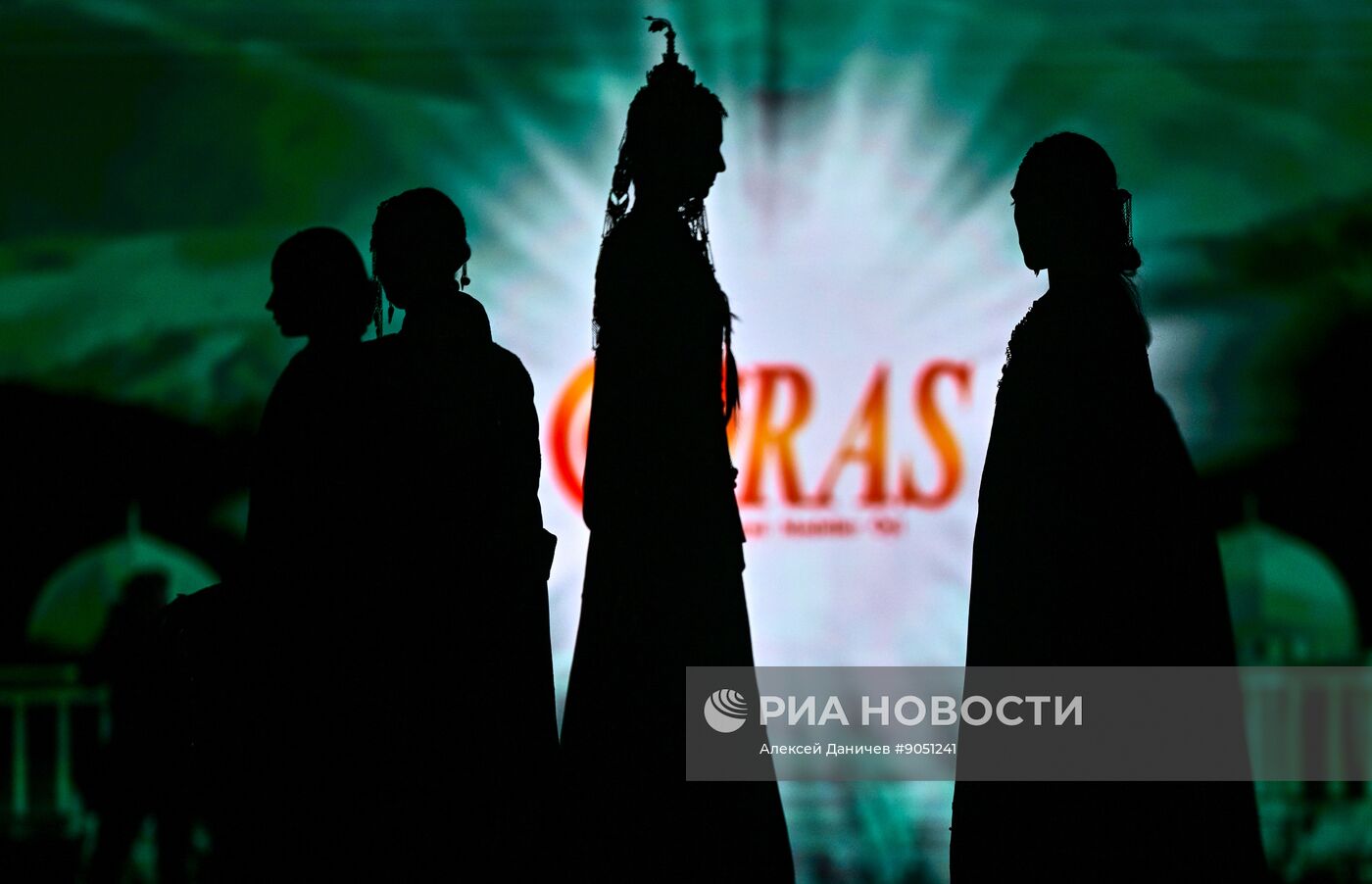 Модный показ форума "Содружество моды"