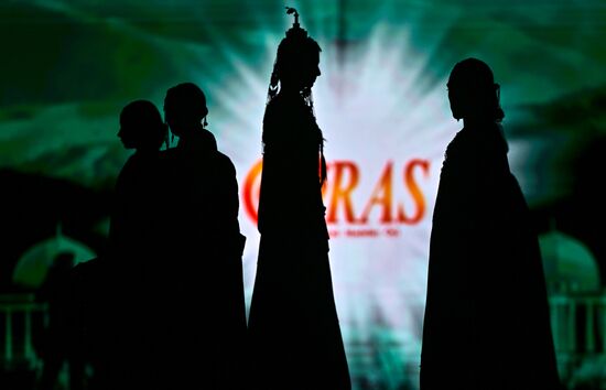 Модный показ форума "Содружество моды"