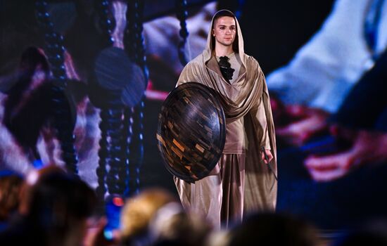 Модный показ форума "Содружество моды"