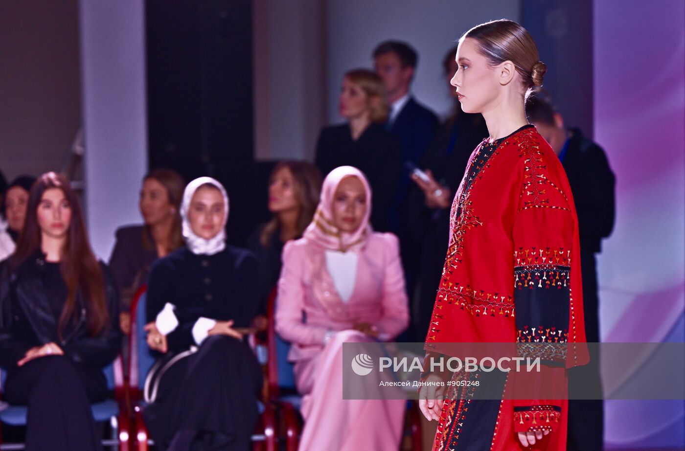 Модный показ форума "Содружество моды"