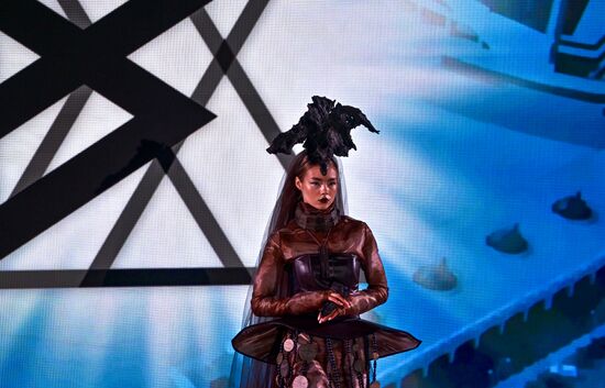 Модный показ форума "Содружество моды"