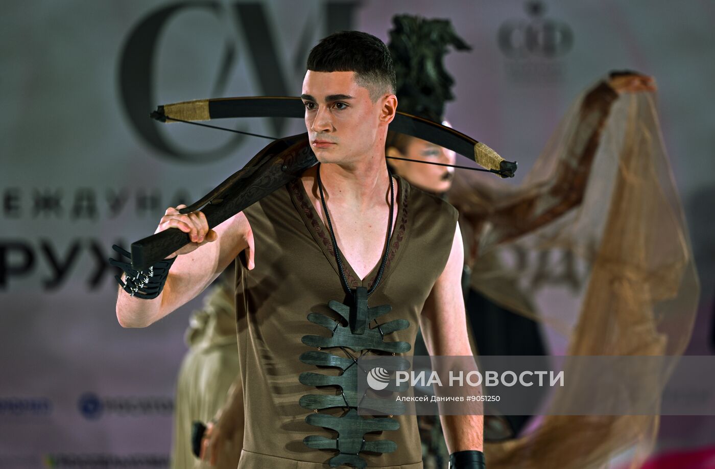 Модный показ форума "Содружество моды"