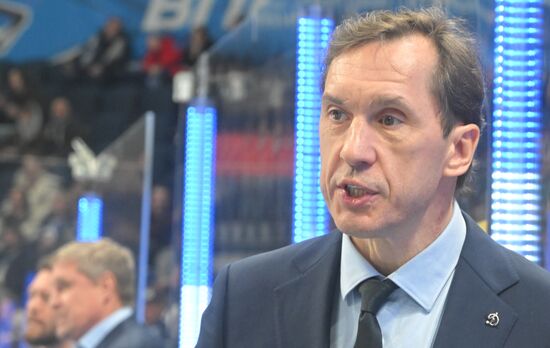 Хоккей. КХЛ. "Динамо М" - "Сибирь" (Новосибирск)