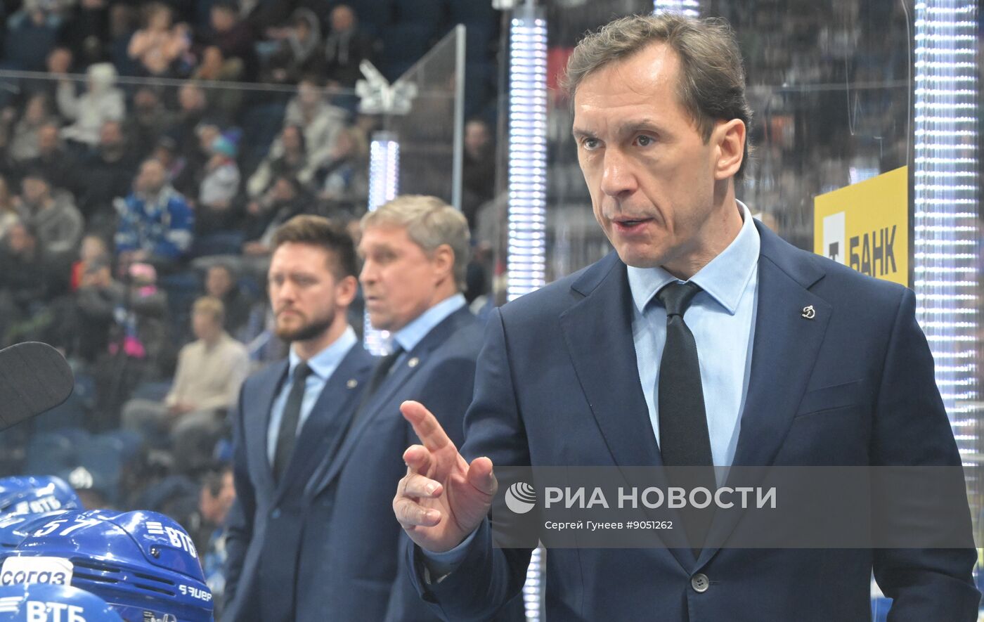 Хоккей. КХЛ. "Динамо М" - "Сибирь" (Новосибирск)