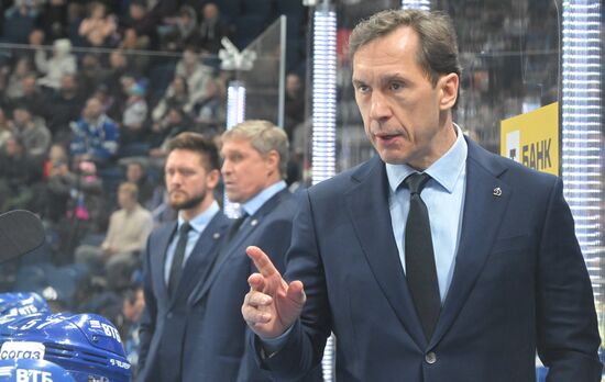 Хоккей. КХЛ. "Динамо М" - "Сибирь" (Новосибирск)