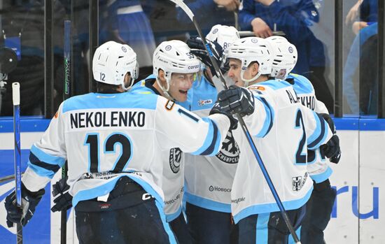 Хоккей. КХЛ. "Динамо М" - "Сибирь" (Новосибирск)