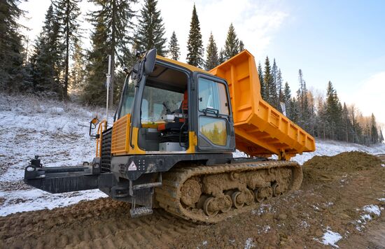 Роботизированная техника на строительстве дороги в Челябинской области