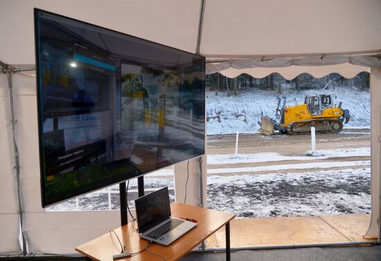 Роботизированная техника на строительстве дороги в Челябинской области