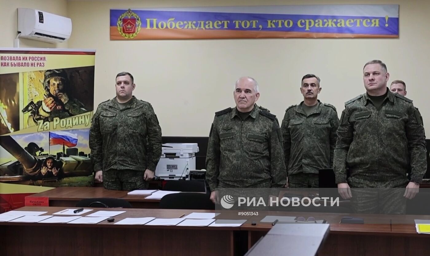 Президент Владимир Путин посетил командный пункт группировки "Запад"