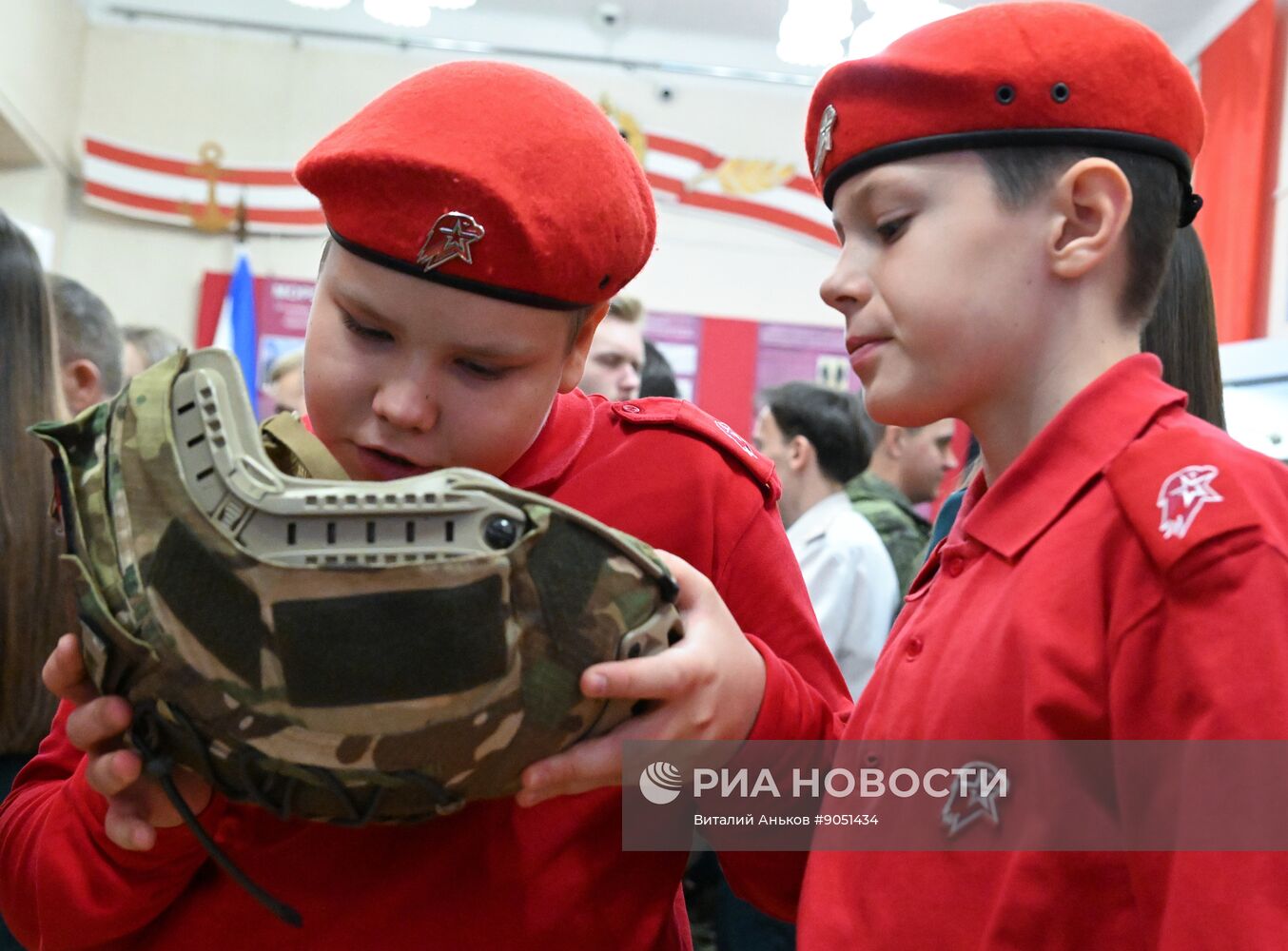 Открытие выставки к 320-летию морской пехоты в музее Тихоокеанского флота