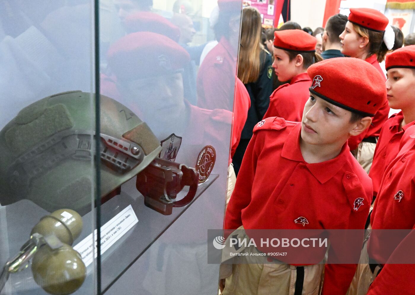 Открытие выставки к 320-летию морской пехоты в музее Тихоокеанского флота