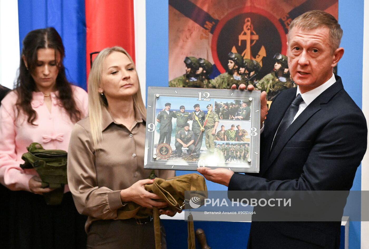 Открытие выставки к 320-летию морской пехоты в музее Тихоокеанского флота