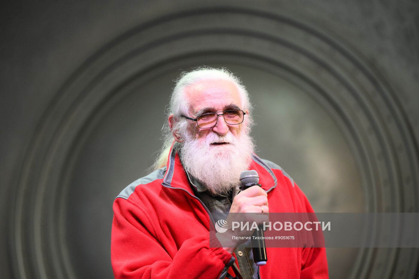 Презентация новой модели часов "Союз  Аполлон" с метеоритом 