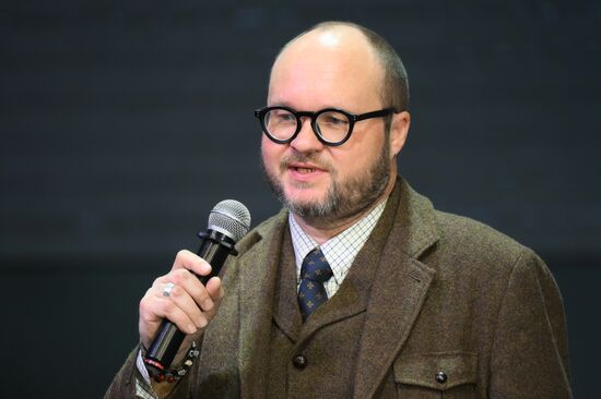 Презентация новой модели часов "Союз  Аполлон" с метеоритом 