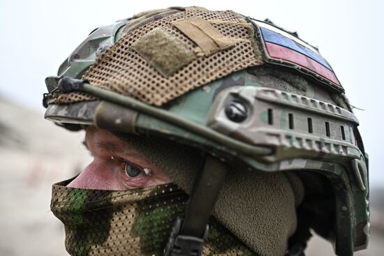 Отработка боевого слаживания военнослужащими 164-й мотострелковой бригады