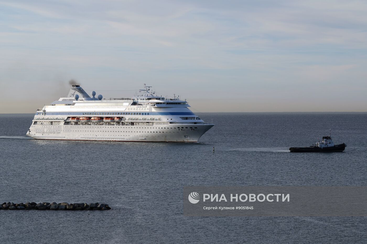 Прибытие круизного лайнера Astoria Grande в Сочи