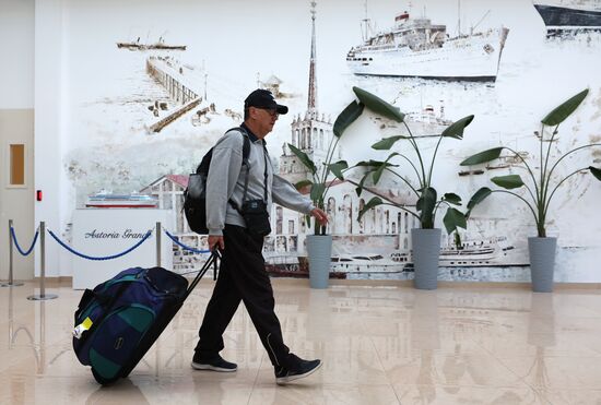 Прибытие круизного лайнера Astoria Grande в Сочи