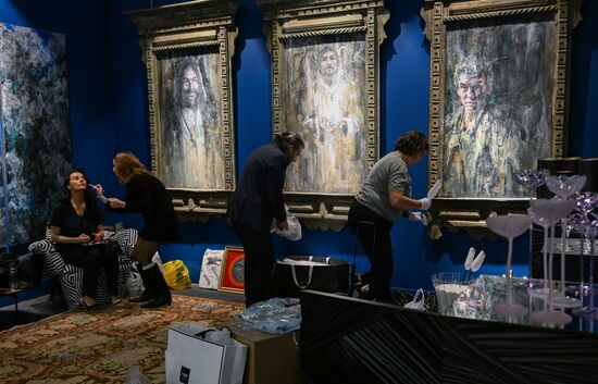 Ярмарка "Российский Антикварный Салон & Lifestyle Искусство интерьера" в Москве