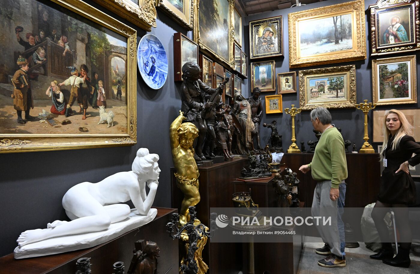 Ярмарка "Российский Антикварный Салон & Lifestyle Искусство интерьера" в Москве